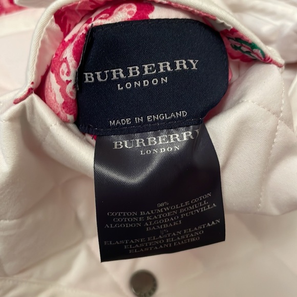 Burberry reversible cotton quilted snap closure jacket, cherry blossoms, size 10 - Picture 3 of 3